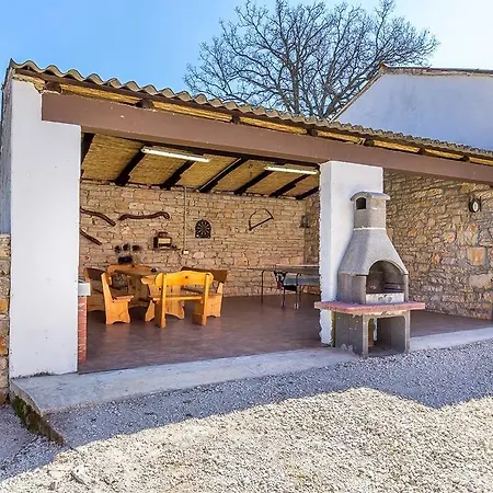 Casa Paus Vikendica