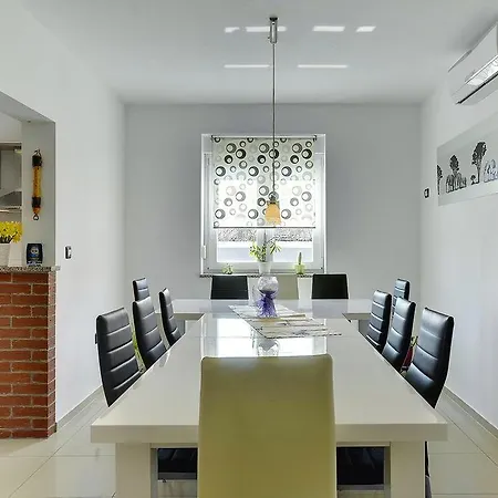 Casa Paus * Barban
