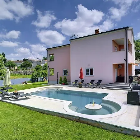 Casa Paus Vikendica *
